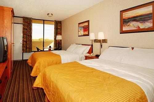 Clarion Hotel Phoenix Tech 004